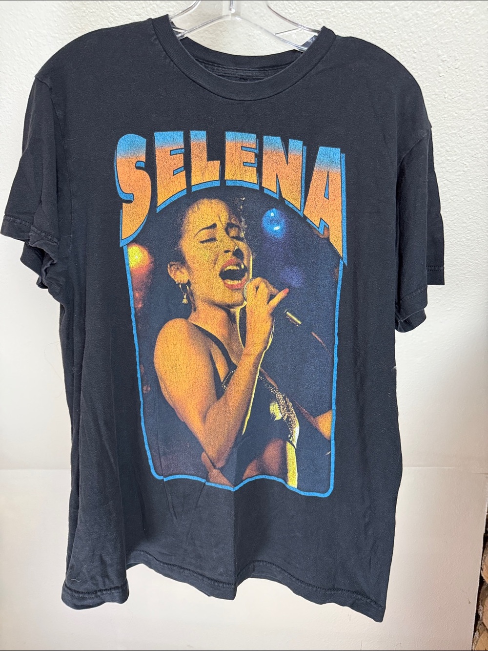 Vintage SELENA Short SLeeve Tee Size Large